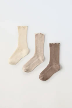PACK DE TRÊS PARES DE MEIAS COM ONDAS-ZARA Fashion