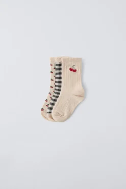 PACK TRÊS PARES DE MEIAS CEREJAS E QUADRADOS-ZARA Outlet