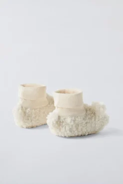 PANTUFAS DE CASA COM OVELHA-ZARA Shop