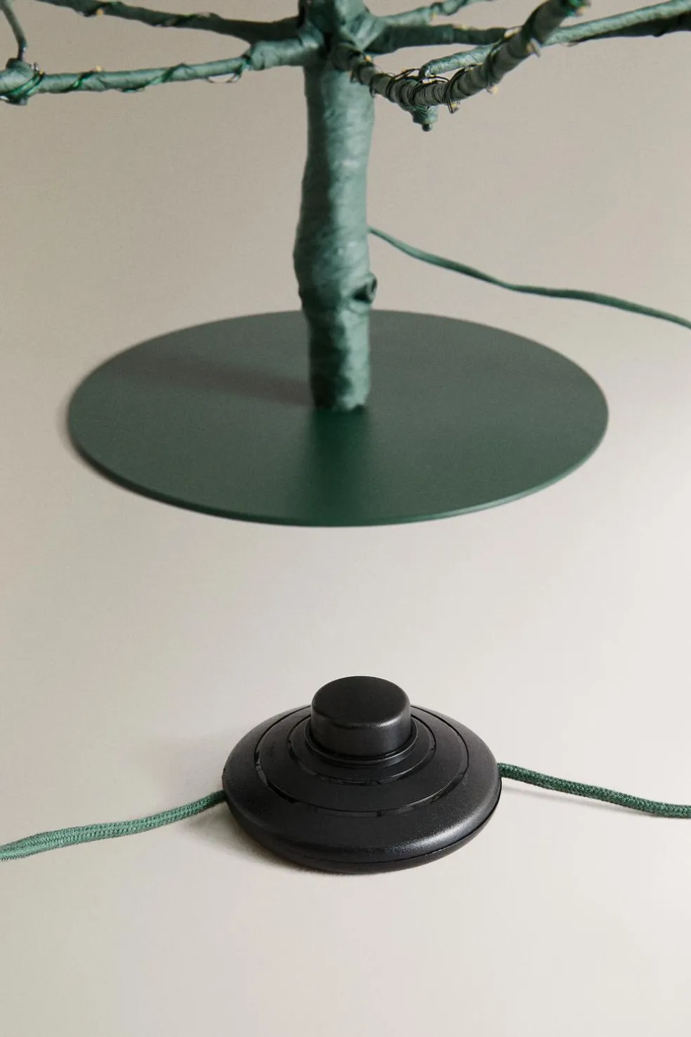 ÁRVORE DE NATAL ESTRUTURA LUZES LED PEQUENA-ZARA Hot