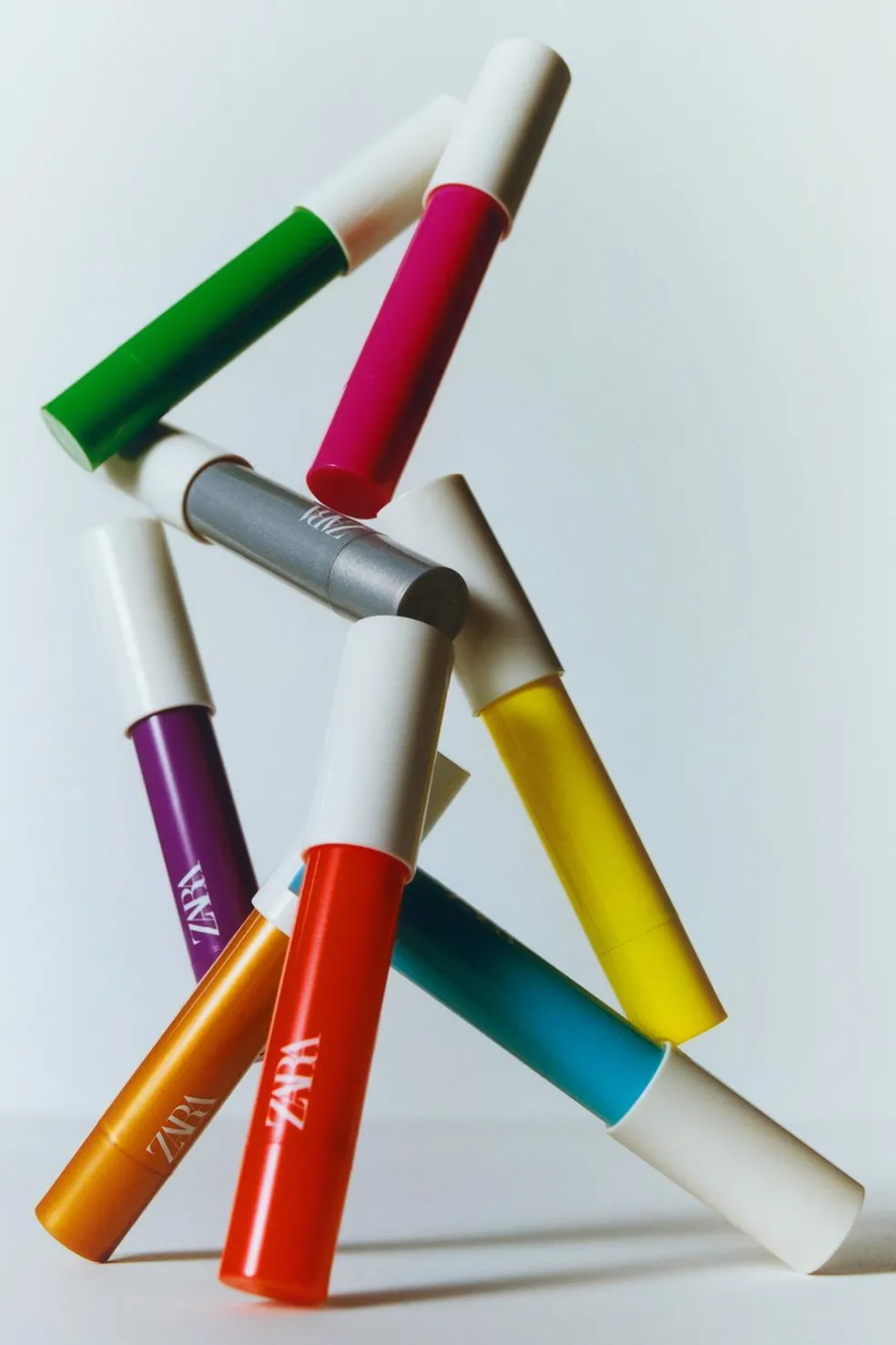 SET DE LÁPIS DE CORES ROSTO-ZARA New
