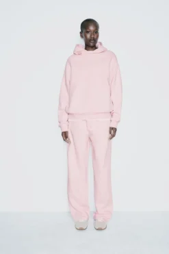 ZARA Winter Layersnew|Sweatshirts / Joggers^SWEAT COM CAPUZ E BOLSOS Rosa-pálido