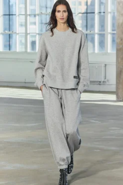 ZARA Winter Layersnew|Sweatshirts / Joggers^SWEAT FELPUDA OVERSIZE COM ETIQUETA Cinzento-vigoré