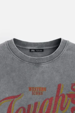 ZARA Sweatshirts|T-Shirts^SWEATSHIRT LAVADA COM ESTAMPADO DE MENSAGEM Cinzento-antracito