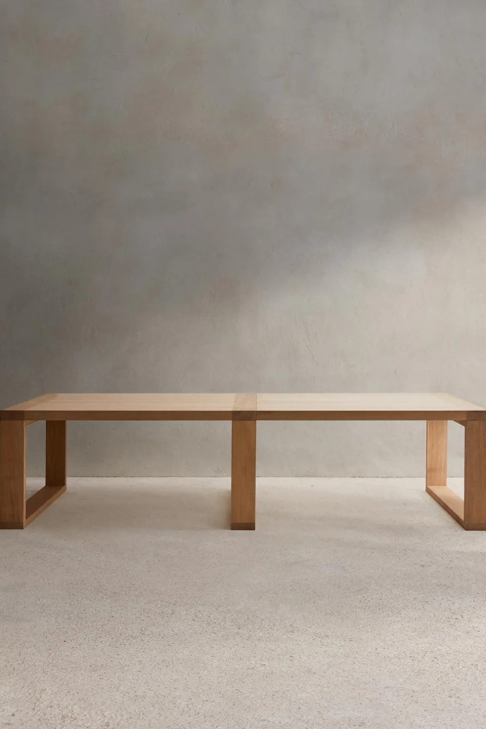 ZARA Móveis|Móveis^TABLE 01 Bege-claro