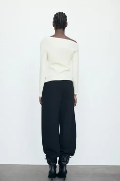 ZARA Winter Layersnew^TOP ASSIMÉTRICO SUAVE Cru