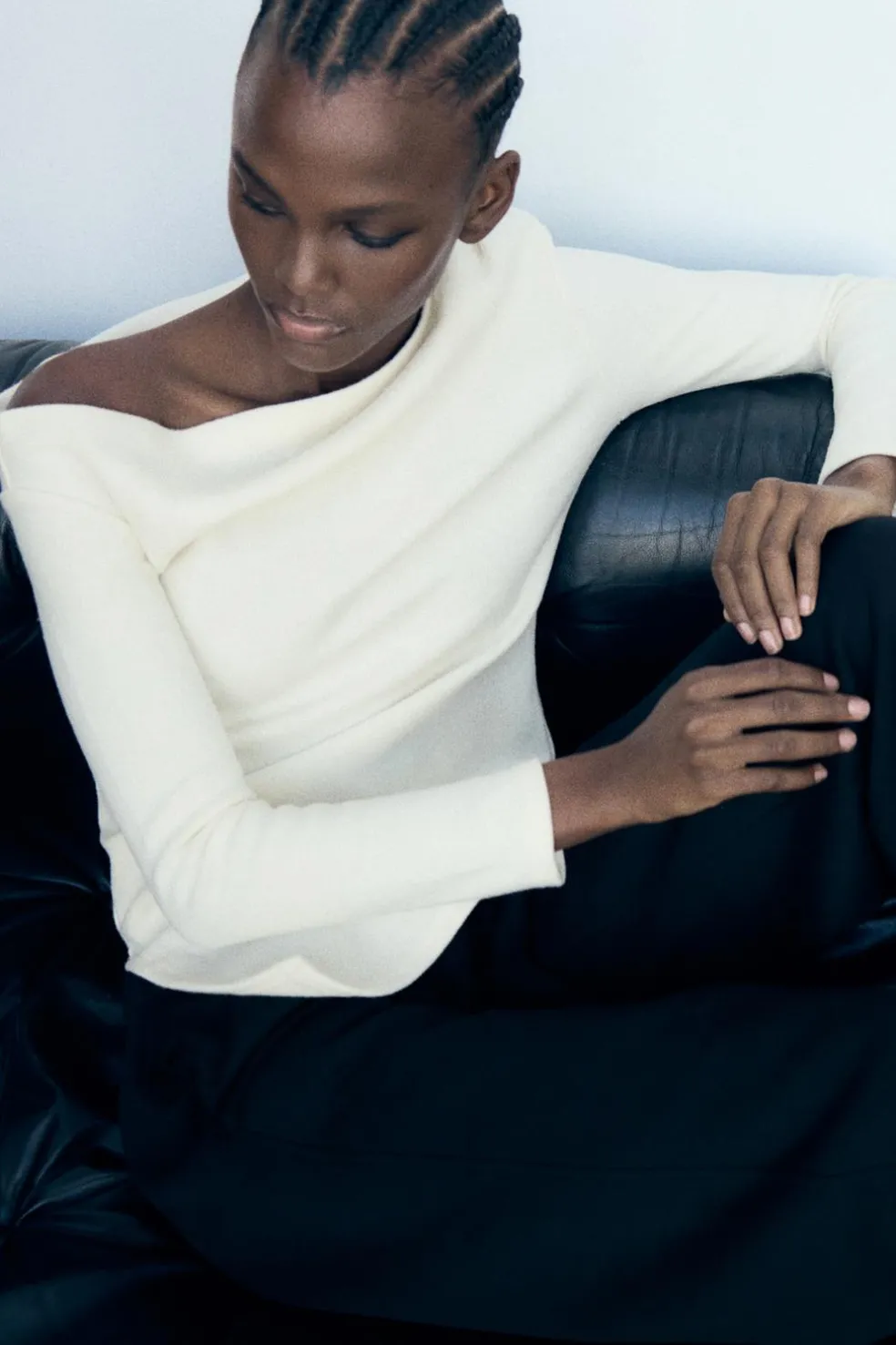 ZARA Winter Layersnew^TOP ASSIMÉTRICO SUAVE Cru