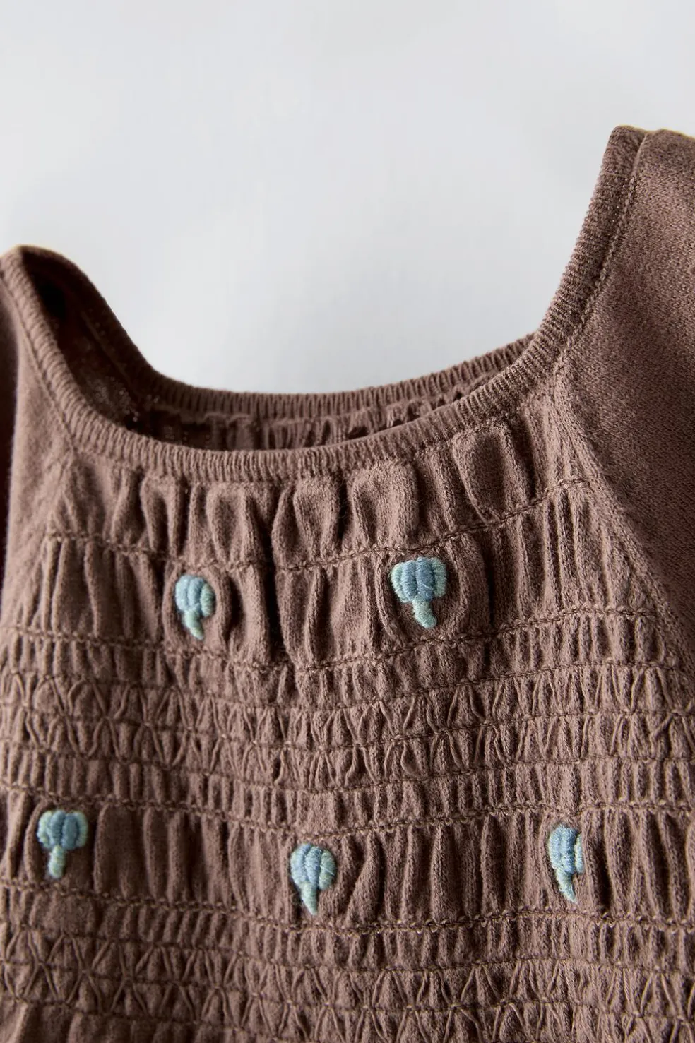 TOP DE MALHA COM BORDADOS E FAVOS DE MEL-ZARA Store