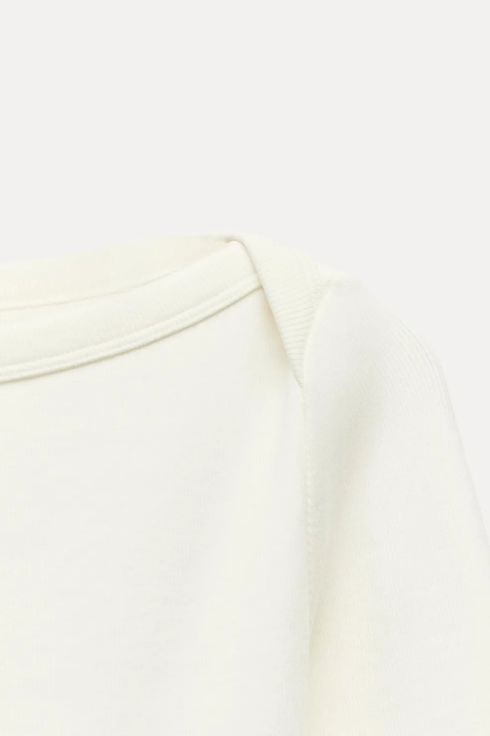 ZARA Winter Layersnew|T-Shirts^T-SHIRT BARCO RIB Branco-marfim