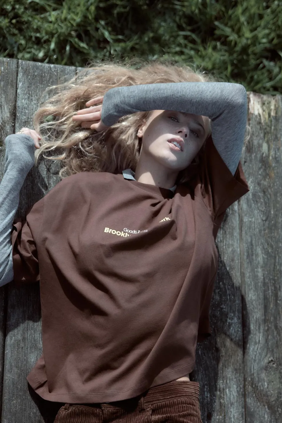 ZARA Winter Layersnew|T-Shirts^T-SHIRT COM MENSAGEM Castanho