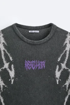 ZARA Camisola / Casacos|T-Shirts^T-SHIRT DE MALHA COM ESTAMPADO EM RELEVO Cinzento-antracite