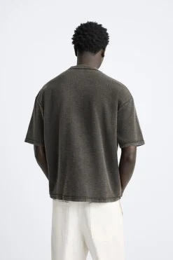 ZARA Camisola / Casacos|T-Shirts^T-SHIRT DE MALHA COM ESTAMPADO EM RELEVO Cinzento-antracite