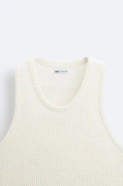 ZARA Camisola / Casacos|T-Shirts^T-SHIRT MANGA À CAVA DE MALHA Cru