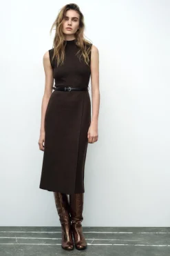 ZARA Vestidos|Cardigan / Camisolas^VESTIDO COMPRIDO DE MALHA COM CINTO Castanho