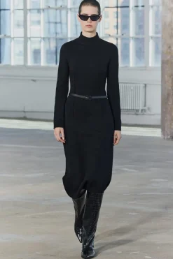 ZARA Vestidos|Cardigan / Camisolas^VESTIDO DE MALHA COM CINTO Preto