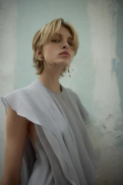 ZARA Vestidos|Lingerie^VESTIDO HALTER COM CAPA Cinzento