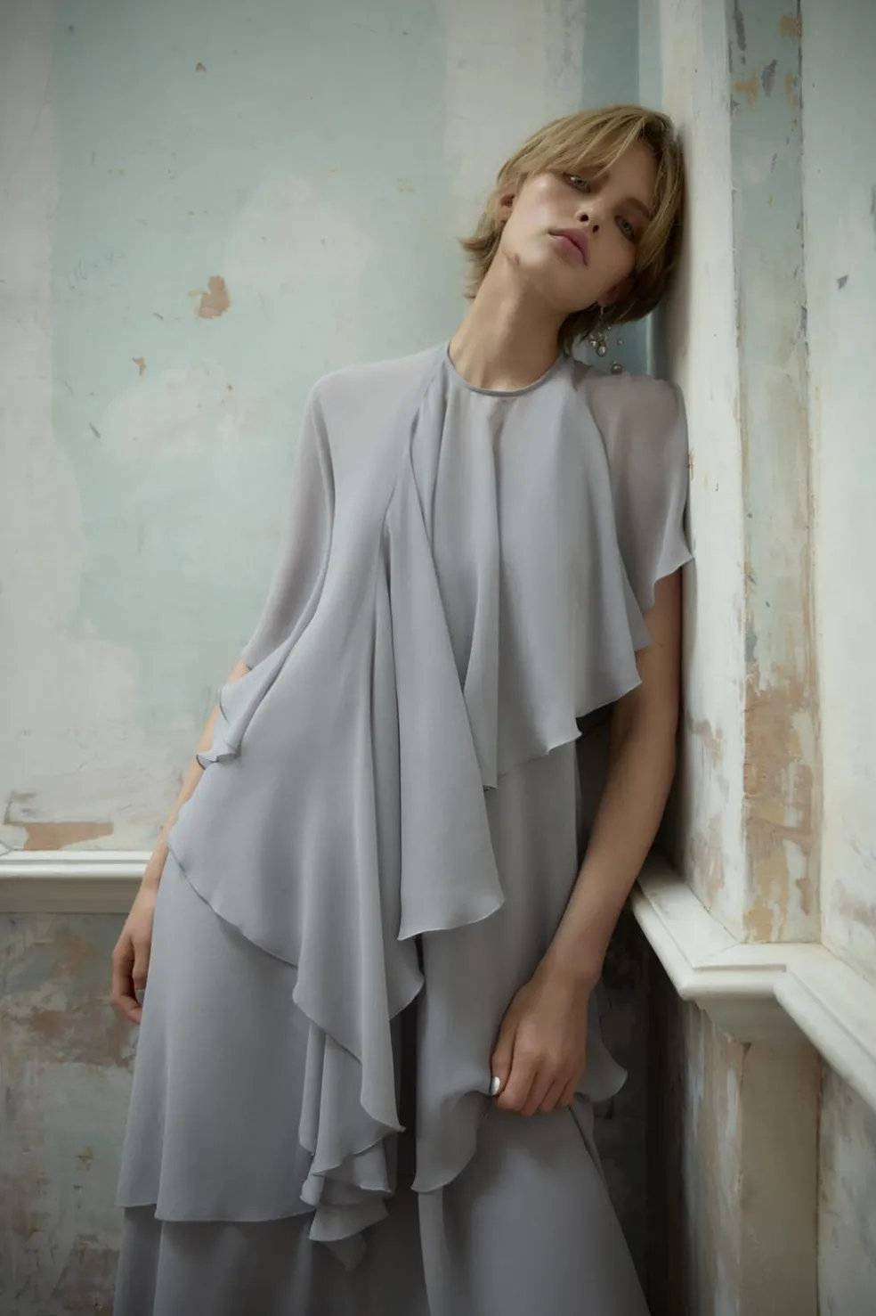 ZARA Vestidos|Lingerie^VESTIDO HALTER COM CAPA Cinzento