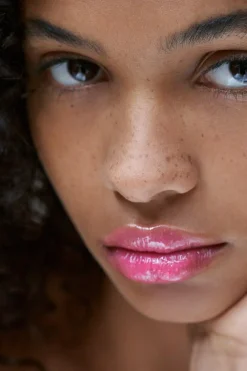 ZARA Beauty^ GLOSSY TWIST LIP ENHANCER 4210/304
